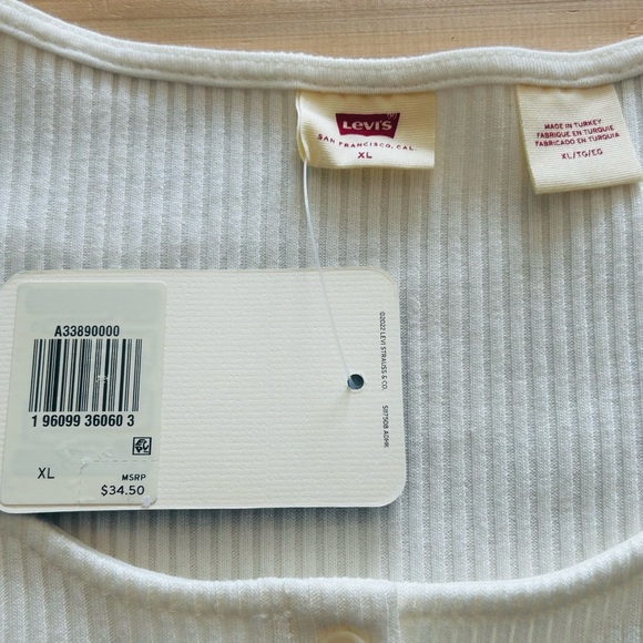 NEW Levi's Slim Fit "The Ribbed Tee" Size XL SHORT SLEEVE RACH TOP NWT - Picture 8 of 13